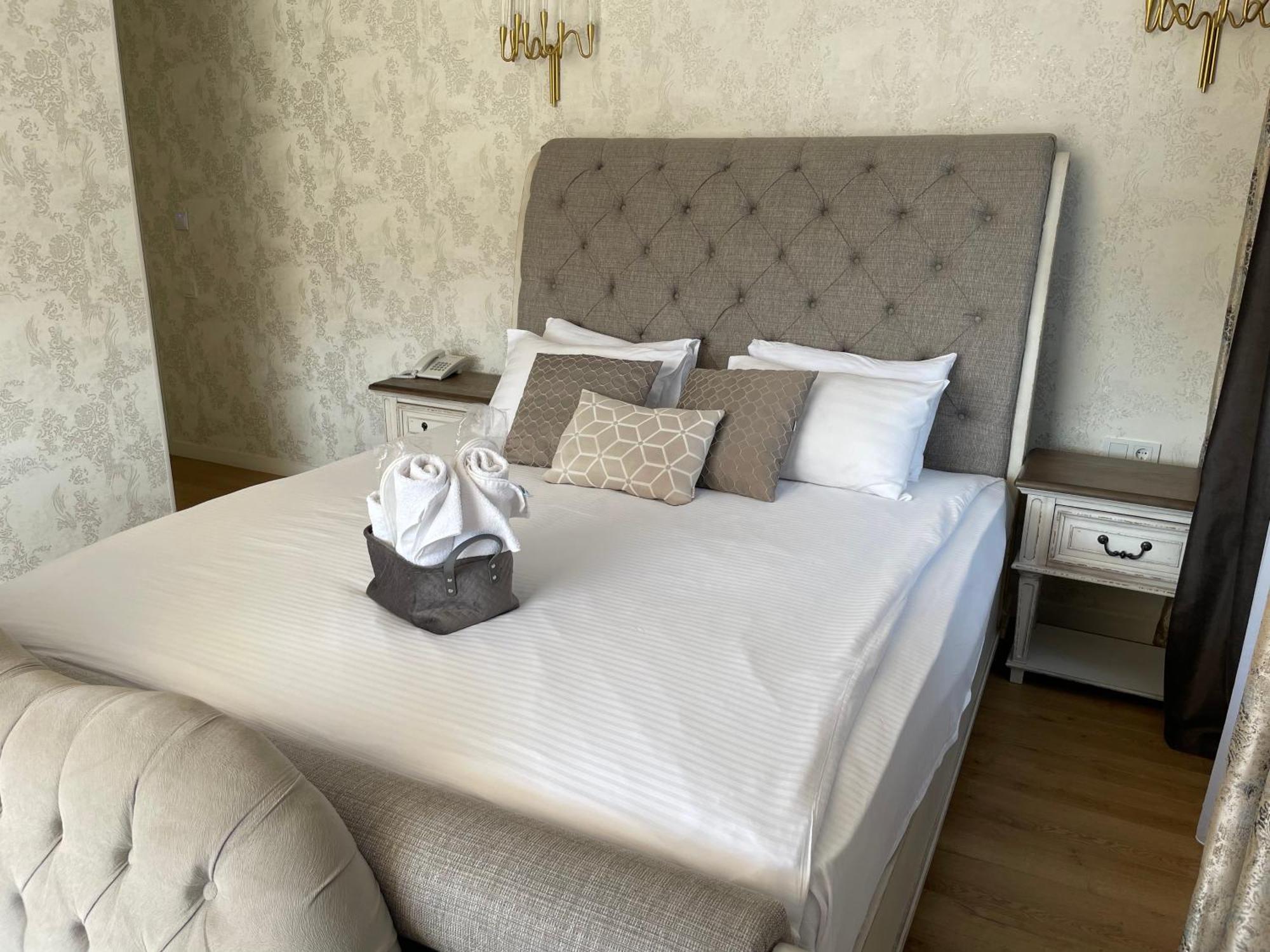 Rikhe Palace Boutique Hotel Tbilisi Esterno foto