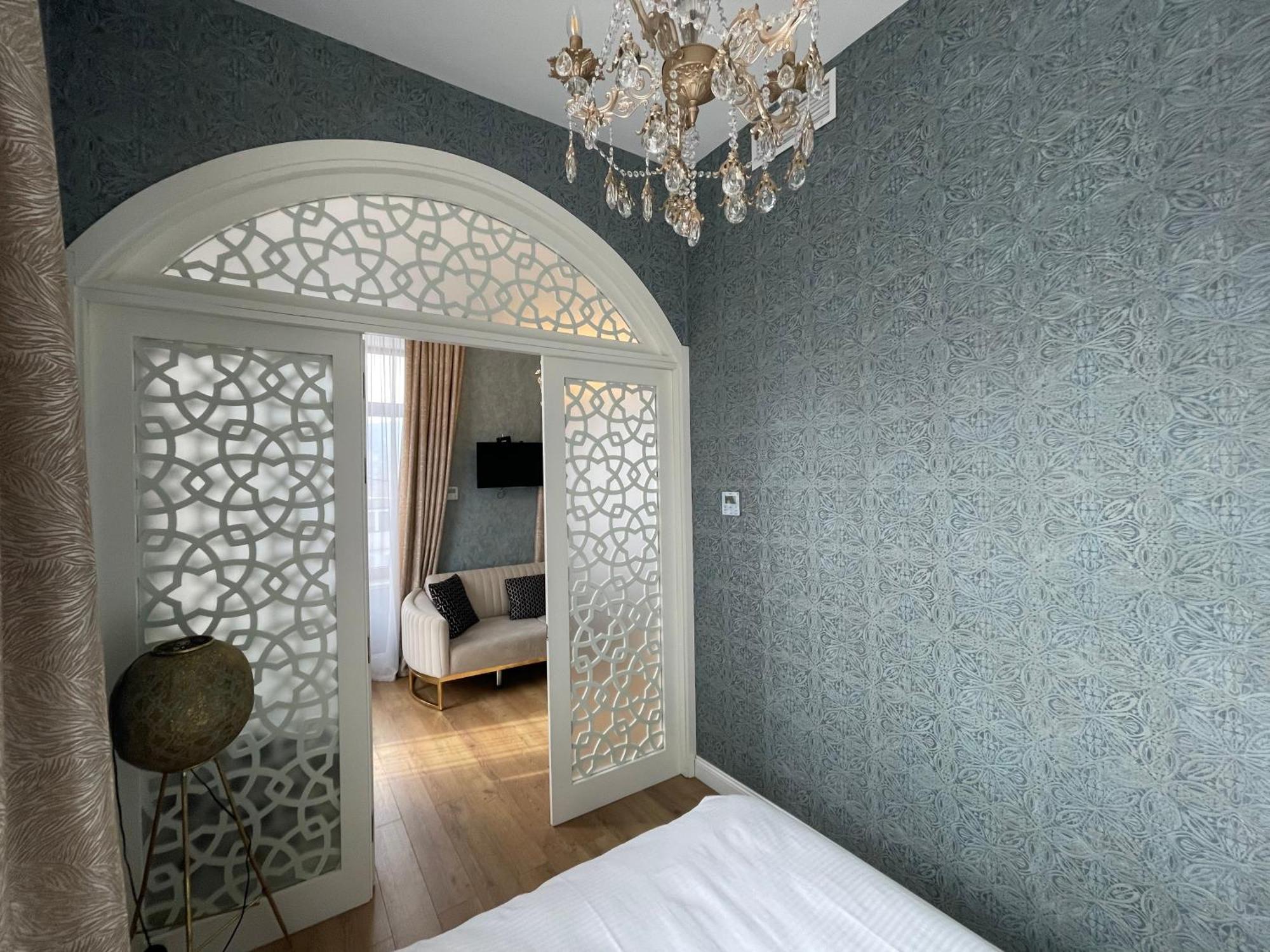 Rikhe Palace Boutique Hotel Tbilisi Esterno foto