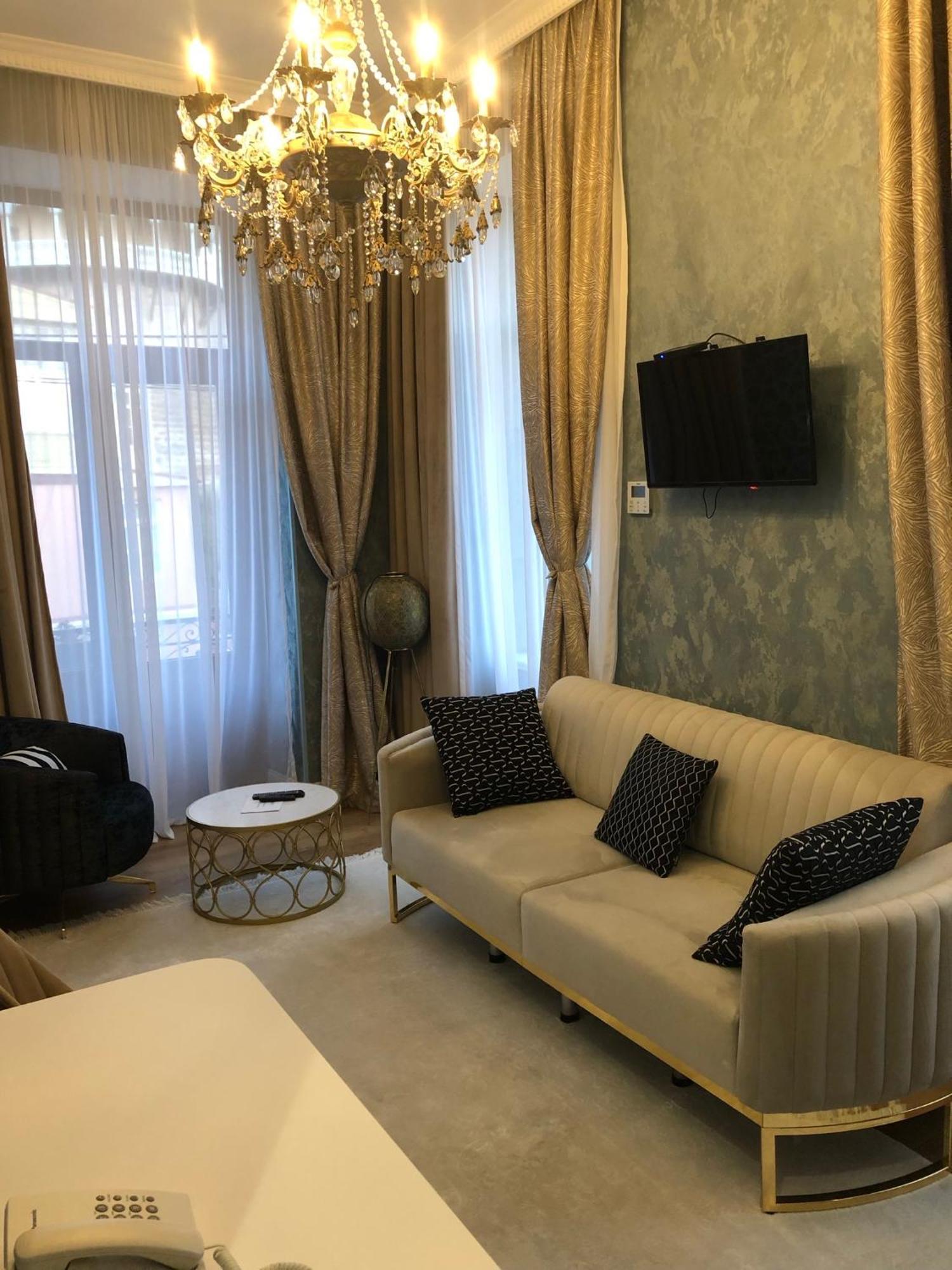 Rikhe Palace Boutique Hotel Tbilisi Esterno foto